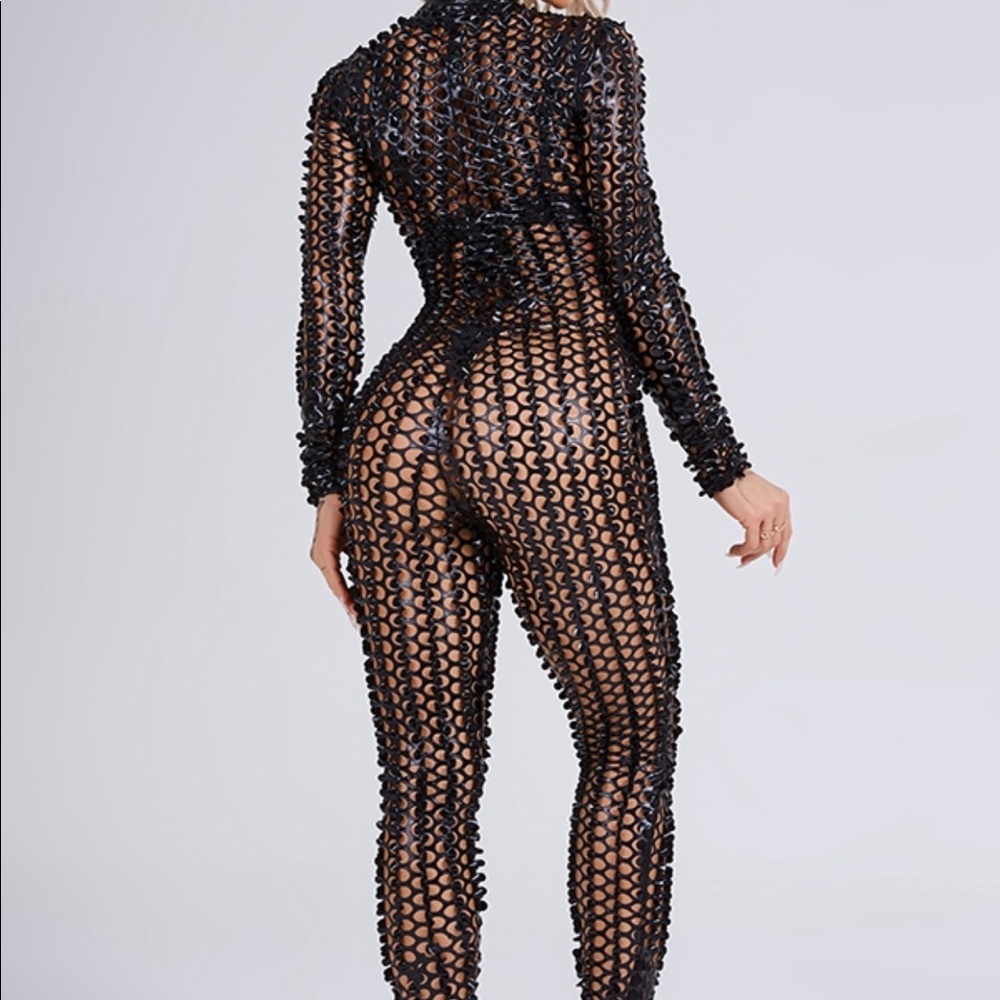 Bronze body con sexy jumpsuit